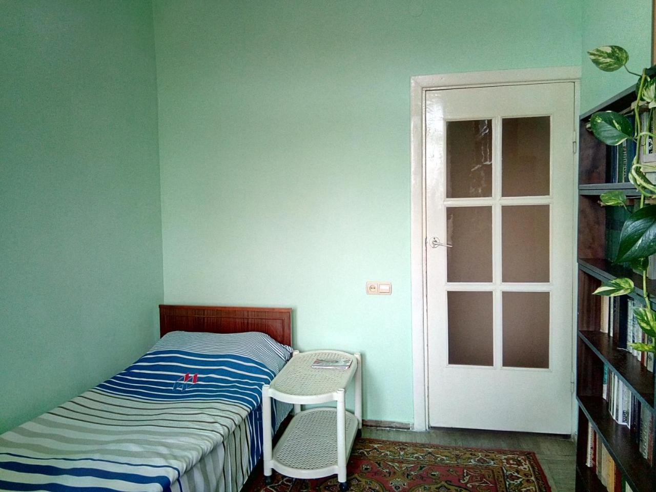 Room In The Centre Yerevan Ngoại thất bức ảnh
